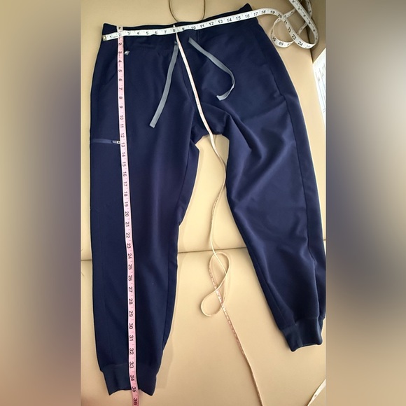 Figs Zamora joggers scrub pants - Picture 4 of 7